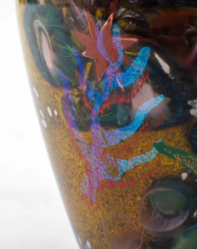 Art Glass Vase With Marine Scenes