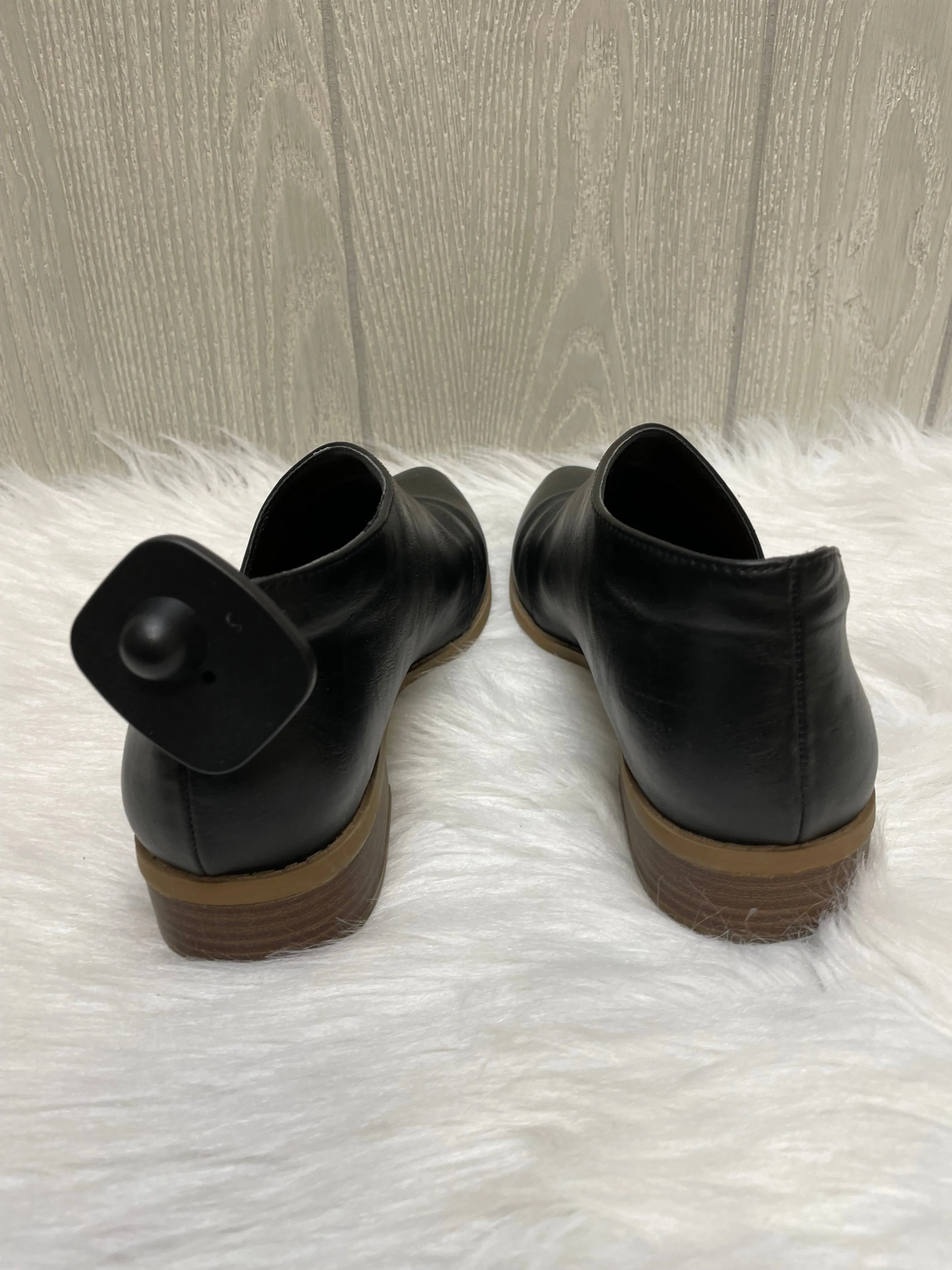 Black Shoes Heels Block Universal Thread, Size 7.5