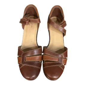 Brown Shoes Heels Block Clarks, Size 7.5