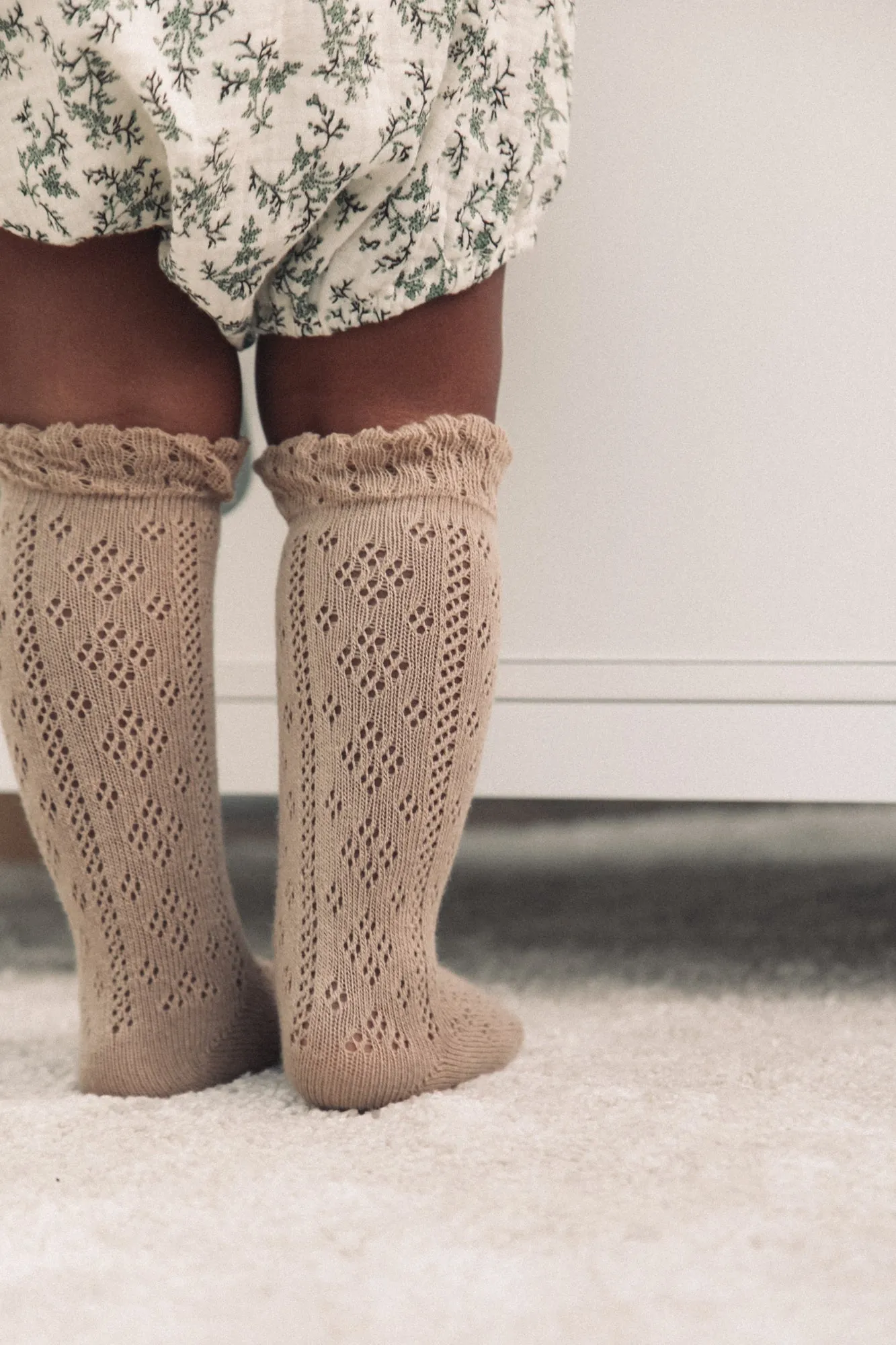 Dark Beige Openwork Frill Socks