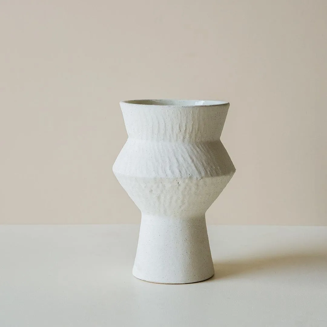 Larson Vase Off White - Large