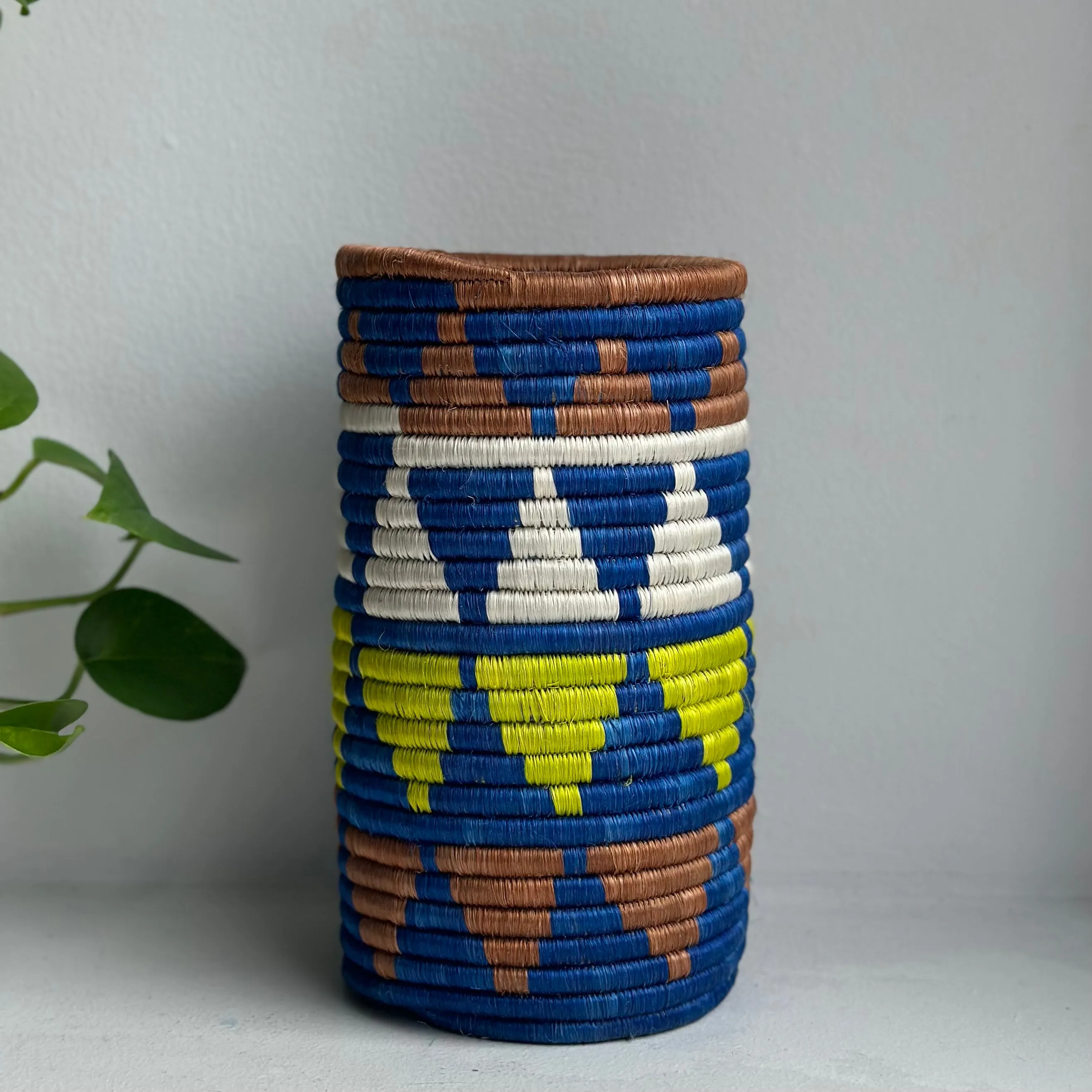 Pyramids Woven Vase (click for more colors)