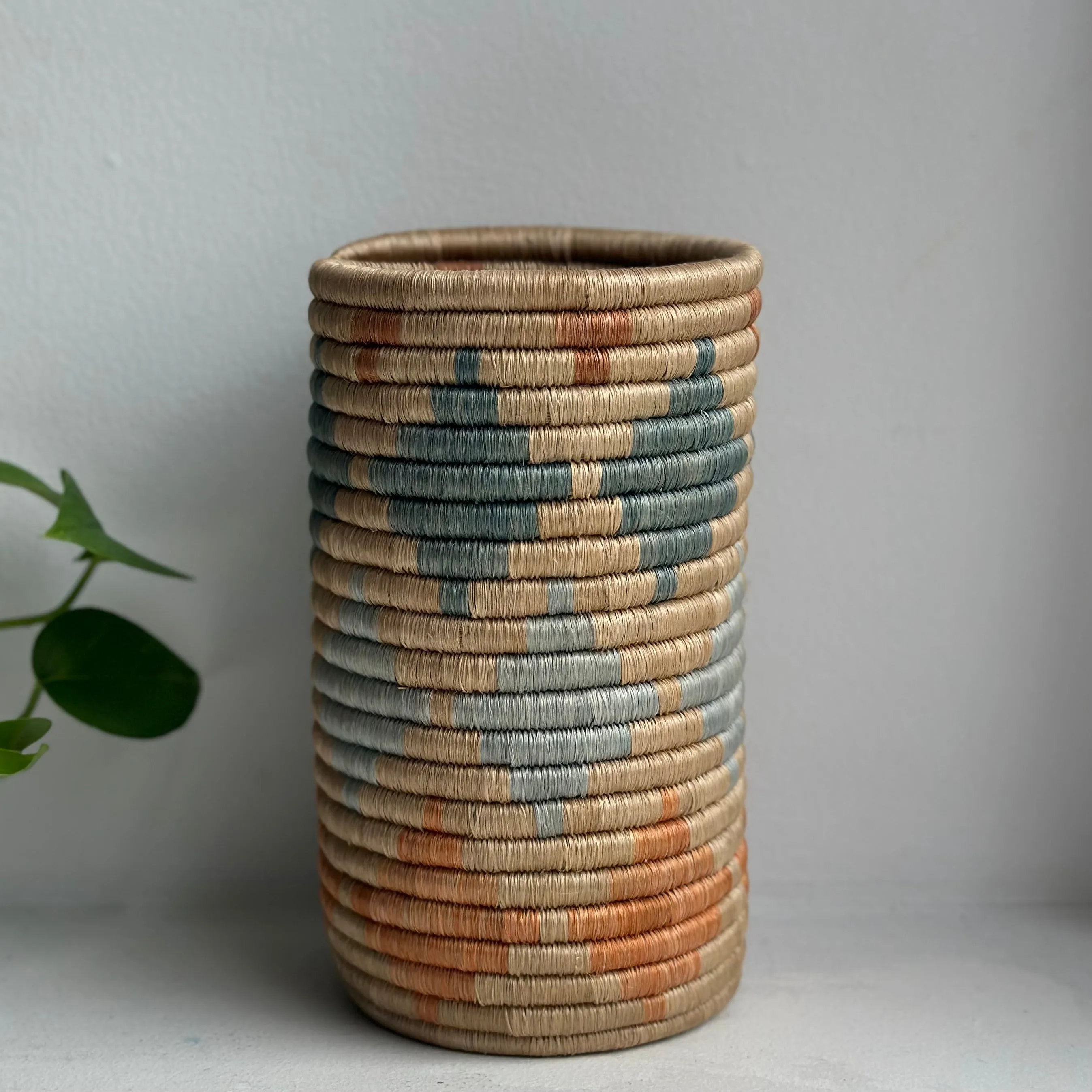 Pyramids Woven Vase (click for more colors)