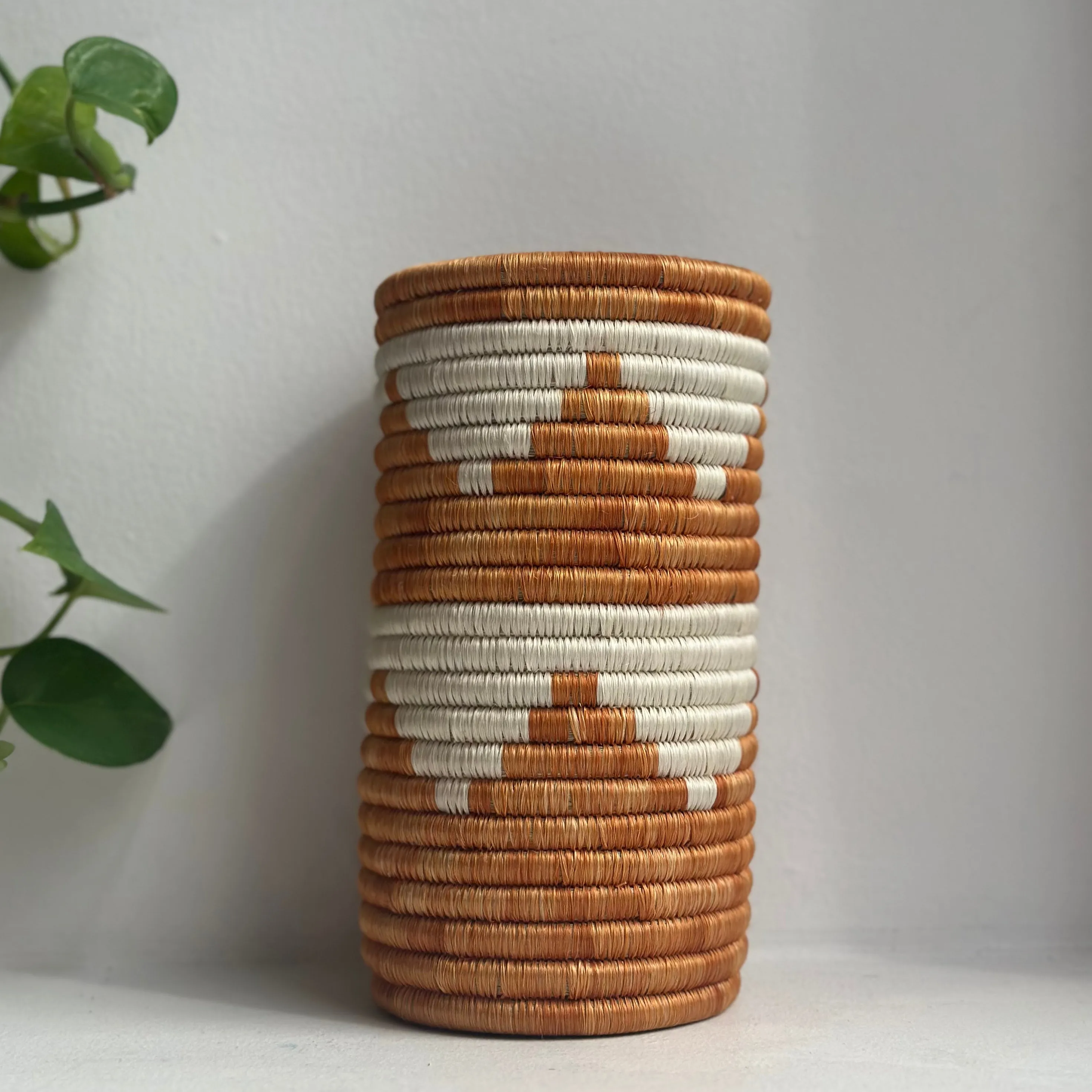 Pyramids Woven Vase (click for more colors)