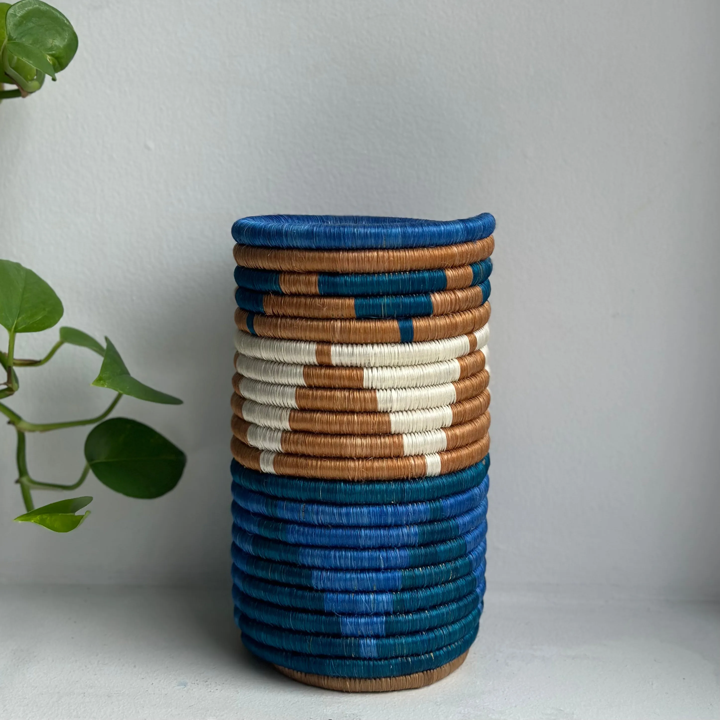 Pyramids Woven Vase (click for more colors)