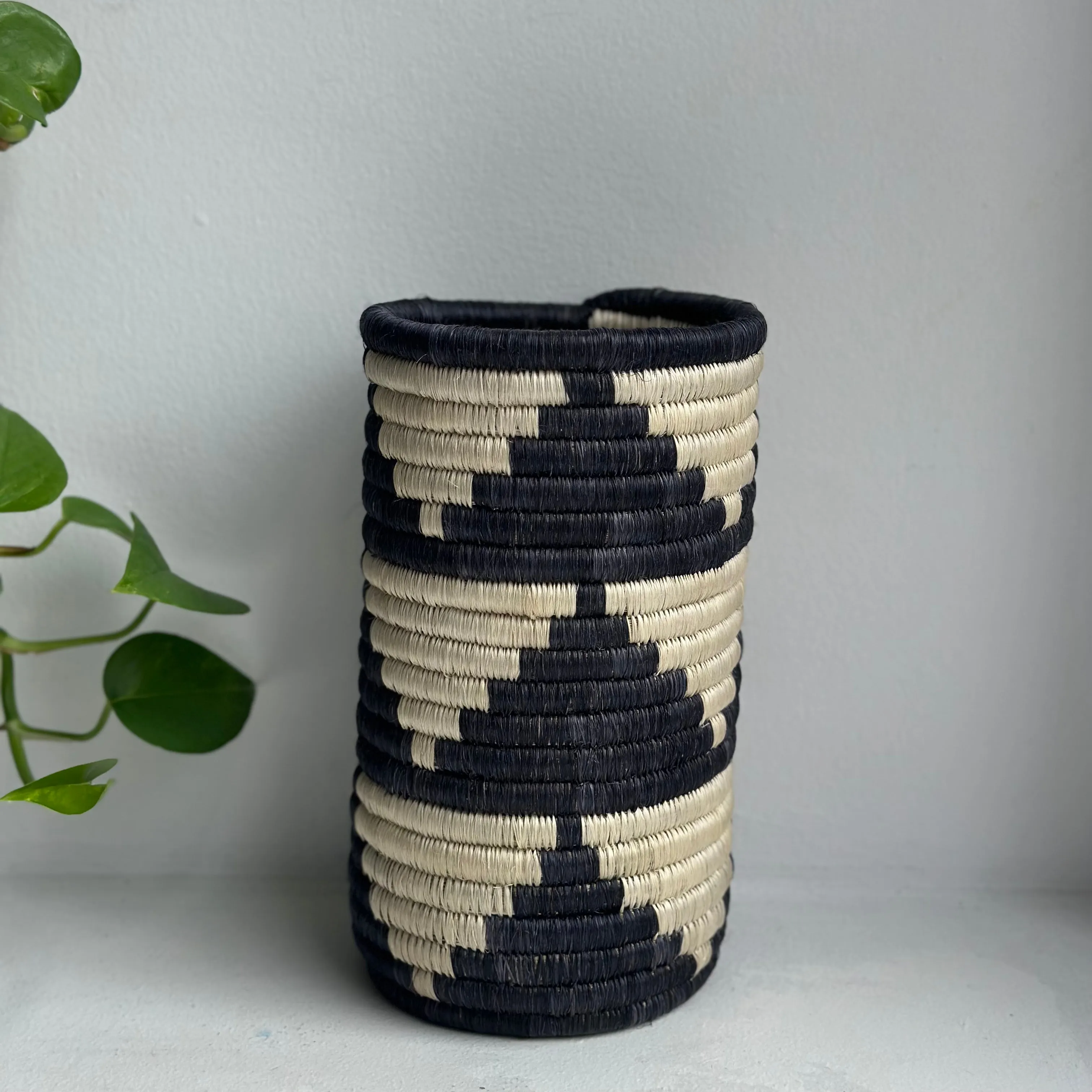 Pyramids Woven Vase (click for more colors)