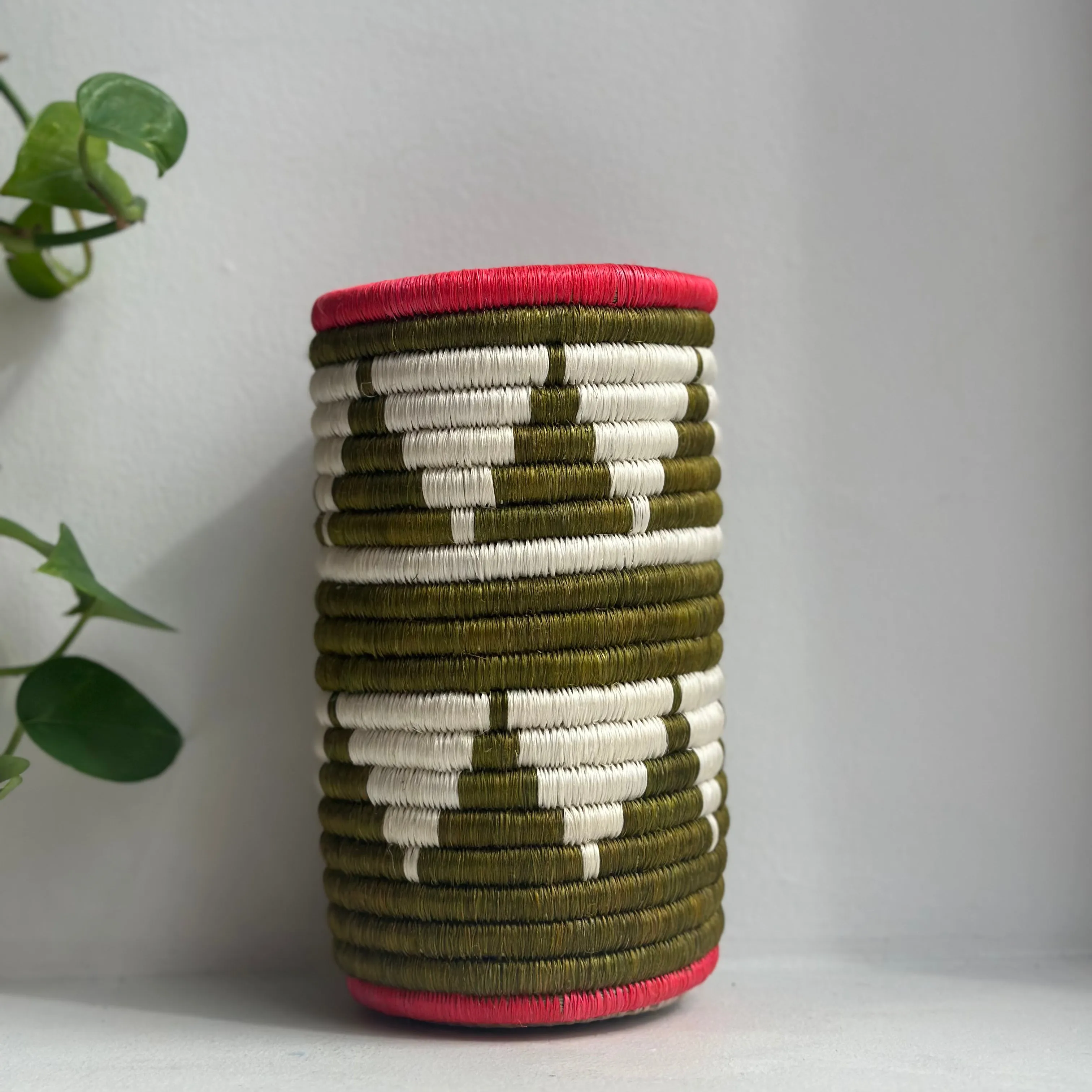 Pyramids Woven Vase (click for more colors)