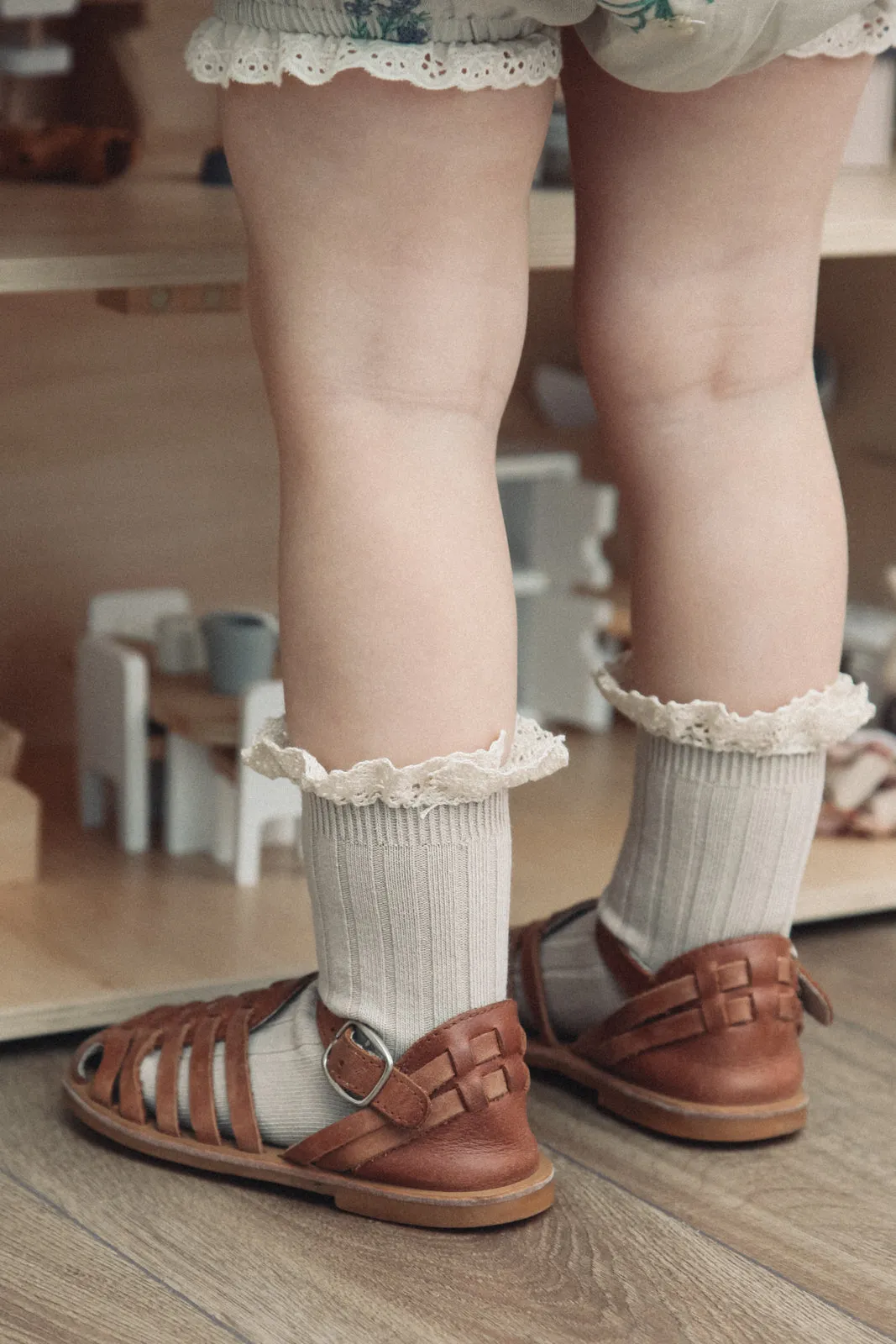 Short Beige Lace Trim Socks