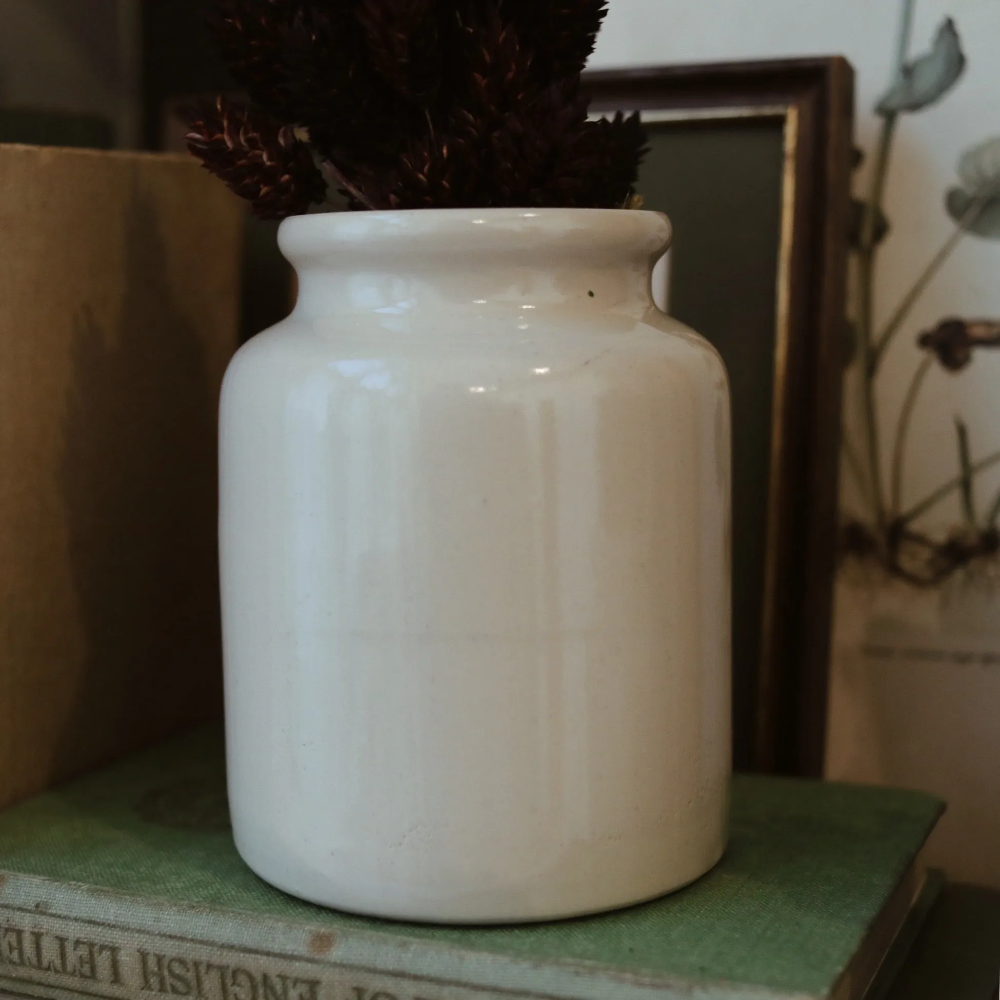 Vintage | Fable Pair of Neutral Vases